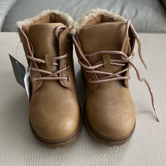 Laura Ashley Toddlers’ Boots - NWOT Size 5, NWT Size 10 - Picture 2 of 6